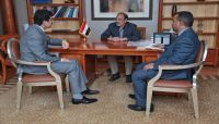 نائب الرئيس يدعو قبائل ومشايخ صنعاء إلى مساندة الشرعية لإنهاء الانقلاب نائب الرئيس يدعو قبائل ومشايخ صنعاء إلى مساندة الشرعية لإنهاء الانقلاب