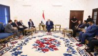 الرئيس: معركة الحديدة جزء من معركتنا الوطنية مع الانقلابيين الرئيس: معركة الحديدة جزء من معركتنا الوطنية مع الانقلابيين
