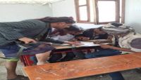 صورة تكشف جانب من تفشي ظاهرة الغش في امتحانات طلبة مدارس صنعاء صورة تكشف جانب من تفشي ظاهرة الغش في امتحانات طلبة مدارس صنعاء