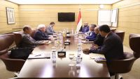 الحكومة اليمنية تسلم "غريفيث" ردها على مقترحاته بشأن الحديدة الحكومة اليمنية تسلم "غريفيث" ردها على مقترحاته بشأن الحديدة