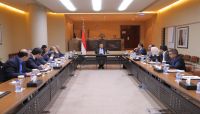 الحكومة اليمنية تحذر "الإنتقالي" من إثارة الفوضى وتدعو لرفض مشاريع التمزيق الحكومة اليمنية تحذر "الإنتقالي" من إثارة الفوضى وتدعو لرفض مشاريع التمزيق