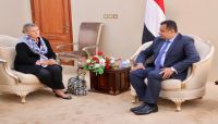 رئيس الوزراء: عمل المنظمات الأممية من صنعاء تسبب بقصور في أدائها رئيس الوزراء: عمل المنظمات الأممية من صنعاء تسبب بقصور في أدائها