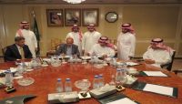 الحكومة توقع اتفاق مع السعودية لتمديد مشروع رافعات لعدد من الموانئ اليمنية الحكومة توقع اتفاق مع السعودية لتمديد مشروع رافعات لعدد من الموانئ اليمنية