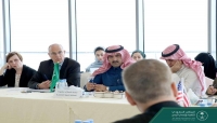اللجنة الرباعية الاقتصادية تبحث آلية تحسين الاقتصاد اليمني اللجنة الرباعية الاقتصادية تبحث آلية تحسين الاقتصاد اليمني