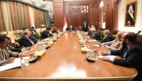 الرئيس هادي مع مستشاريه: طريقنا متمثل في التوافق الوطني ومرجعيات السلام الرئيس هادي مع مستشاريه: طريقنا متمثل في التوافق الوطني ومرجعيات السلام