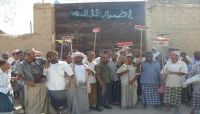 سخط واسع من تعسفات ميليشيا الحوثي بحق "عمال النظافة" بصنعاء سخط واسع من تعسفات ميليشيا الحوثي بحق "عمال النظافة" بصنعاء