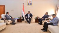 رئيس الوزراء: الحكومة تعمل على معالجة أوضاع الجرحى وصرف مستحقاتهم رئيس الوزراء: الحكومة تعمل على معالجة أوضاع الجرحى وصرف مستحقاتهم