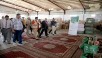 الخنبشي يطّلع على الاستعدادات النهائية لتدشين مشروع الحقيبة الشتوية بالمكلا الخنبشي يطّلع على الاستعدادات النهائية لتدشين مشروع الحقيبة الشتوية بالمكلا