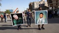 مليشيات الحوثي تجبر محلات تجارية بصنعاء على تعليق صور سليماني بالقوة مليشيات الحوثي تجبر محلات تجارية بصنعاء على تعليق صور سليماني بالقوة