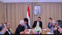 إغلاق المنافذ والمطارات.. الحكومة اليمنية تقر عدد من الاجراءات لمواجهة "كورونا" إغلاق المنافذ والمطارات.. الحكومة اليمنية تقر عدد من الاجراءات لمواجهة "كورونا"