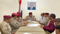 وزير الدفاع يناقش مع اللجنة الطبية العسكرية أوضاع الجرحى وزير الدفاع يناقش مع اللجنة الطبية العسكرية أوضاع الجرحى