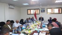 وزارة الصناعة والتجارة تناقش تأمين المخزون الغذائي من القمح وزارة الصناعة والتجارة تناقش تأمين المخزون الغذائي من القمح