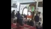 مليشيا الحوثي تمنع صلاة التراويح في عمران تكريسا لعقيدتها الطائفية مليشيا الحوثي تمنع صلاة التراويح في عمران تكريسا لعقيدتها الطائفية