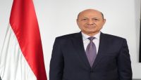رئيس مجلس القيادة يحيي أبطال الجيش الوطني في مختلف الجبهات رئيس مجلس القيادة يحيي أبطال الجيش الوطني في مختلف الجبهات