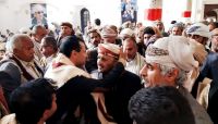 صنعاء.. جموع المواطنين يؤدون واجب العزاء في وفاة الشيخ صادق الأحمر صنعاء.. جموع المواطنين يؤدون واجب العزاء في وفاة الشيخ صادق الأحمر