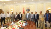وزير الدفاع يستقبل الصحفيين المحررين يشيد بنضالهم بوجه مليشيا الحوثي وزير الدفاع يستقبل الصحفيين المحررين يشيد بنضالهم بوجه مليشيا الحوثي