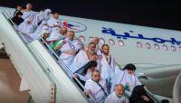 ذهاب قيادات الحوثي إلى (الحج).. انتصار سعودي يفضح المليشيا ويشعل المعارك بين أتباعها ذهاب قيادات الحوثي إلى (الحج).. انتصار سعودي يفضح المليشيا ويشعل المعارك بين أتباعها
