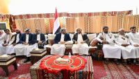 العليمي يؤكد حق أبناء حضرموت في إدارة شؤونهم السياسية والاقتصادية العليمي يؤكد حق أبناء حضرموت في إدارة شؤونهم السياسية والاقتصادية