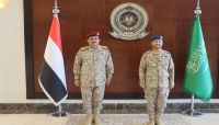  وزير الدفاع ورئيس هيئة الأركان السعودي يناقشان مستجدات الاوضاع العسكرية