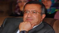 مليشيا الحوثي تعرض منزل نقيب الصحفيين في صنعاء للبيع مليشيا الحوثي تعرض منزل نقيب الصحفيين في صنعاء للبيع