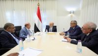 "البركاني" يعرض على رئيس مجلس القيادة خطة لاستئناف عقد جلسات مجلس النواب "البركاني" يعرض على رئيس مجلس القيادة خطة لاستئناف عقد جلسات مجلس النواب