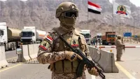 هجوم حوثي يستهدف معسكر قوات الطوارئ بصواريخ باليستية وطائرات مسيرة في منطقة الرويك