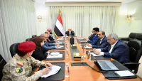 مجلس الدفاع الوطني يجدد التأكيد أن إنهاء الانقلاب يمثل السبيل الوحيد لإعادة اليمن إلى مساره الطبيعي وتمكين مؤسسات الدولة